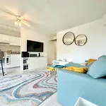 2Bed Seaview Swimming Pool Beach On Footparking Apartamento Antibes