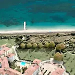 2Bed Seaview Swimming Pool Beach On Footparking Apartamento *