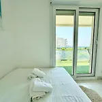 2Bed Seaview Swimming Pool Beach On Footparking Apartment *