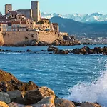 2Bed Seaview Swimming Pool Beach On Footparking Antibes