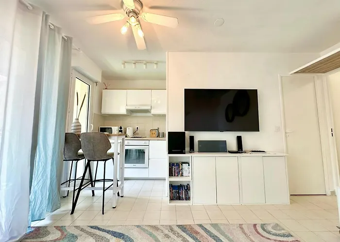 1 Bedroom Sea View, Swimming Pool, On Foot, Parking Appartamento *